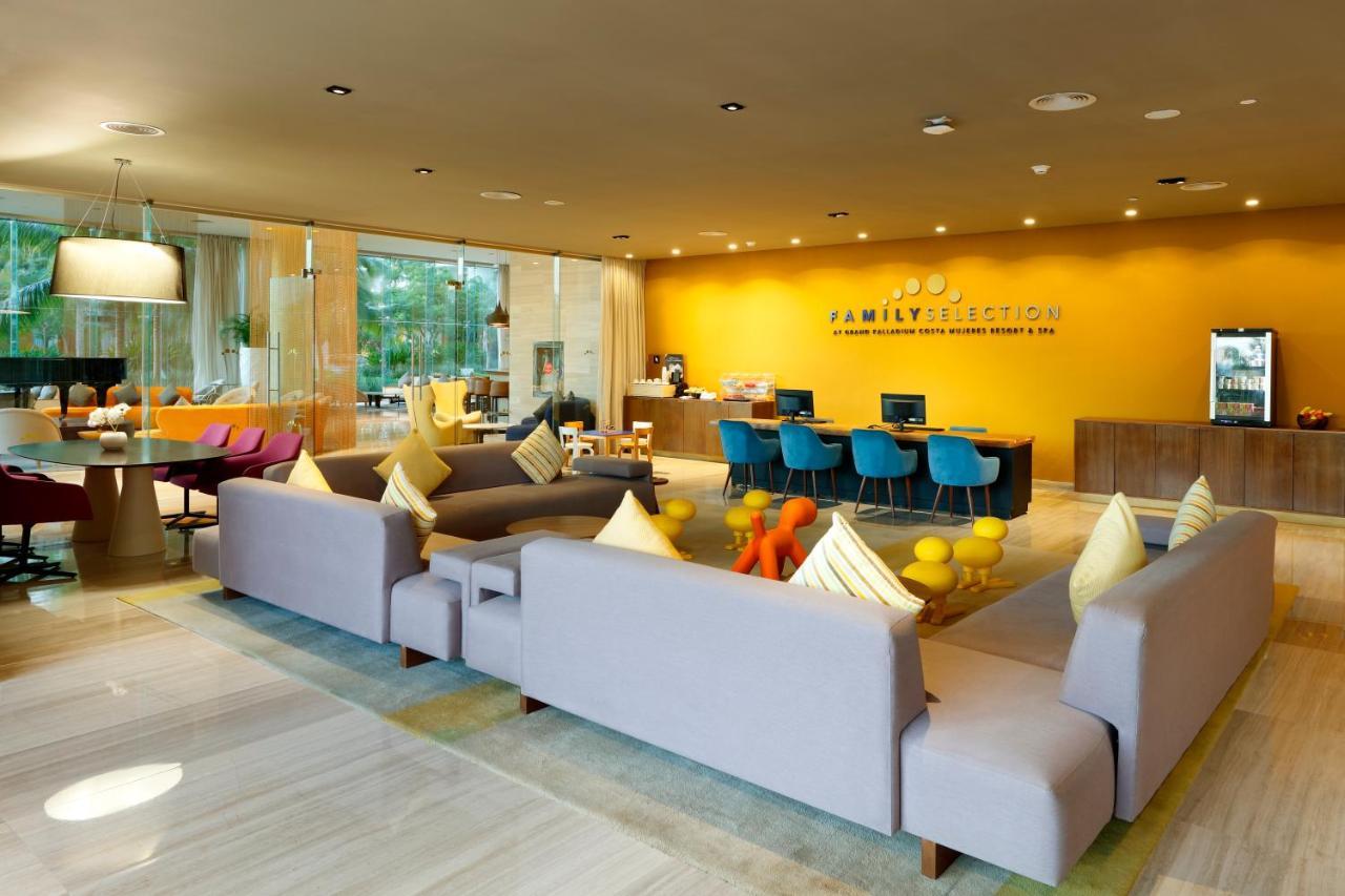 Family Selection At Grand Palladium Select Costa Mujeres Cancún Exterior foto