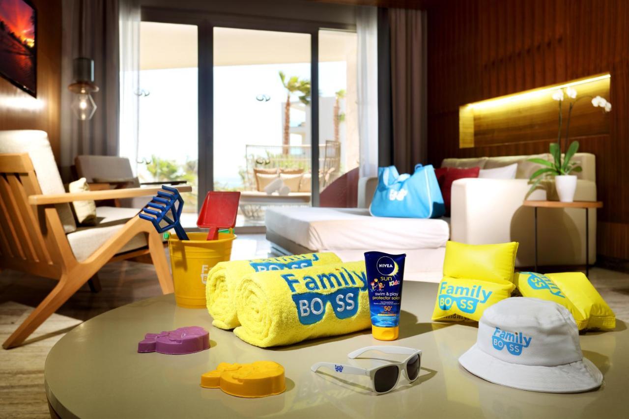 Family Selection At Grand Palladium Select Costa Mujeres Cancún Exterior foto